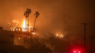 Watch Duty App Provides Wildfire Updates and Evacuation Mandates for LA Residents